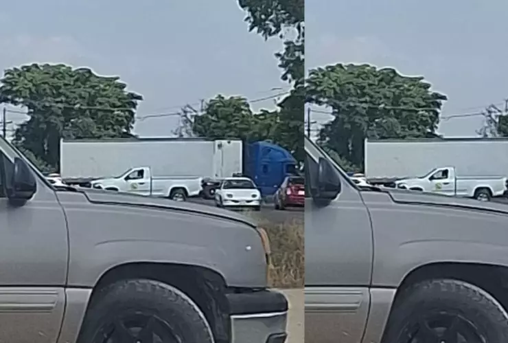 Bloqueo en la carretera La 50 en Villa Juárez, Navolato, Sinaloa. .jpg