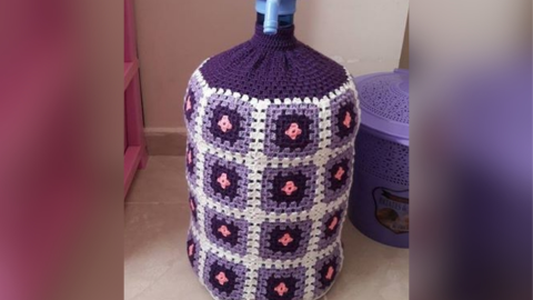 3 fundas a crochet para garrafones de agua con sobrantes de estambre
