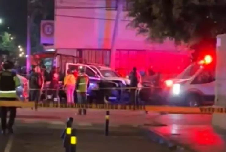 Patrulla municipal choca circuito juan pablo II