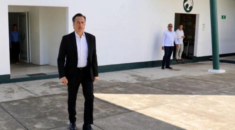 Cuitláhuac García gobernador de Veracruz partido morena elecciones 2024