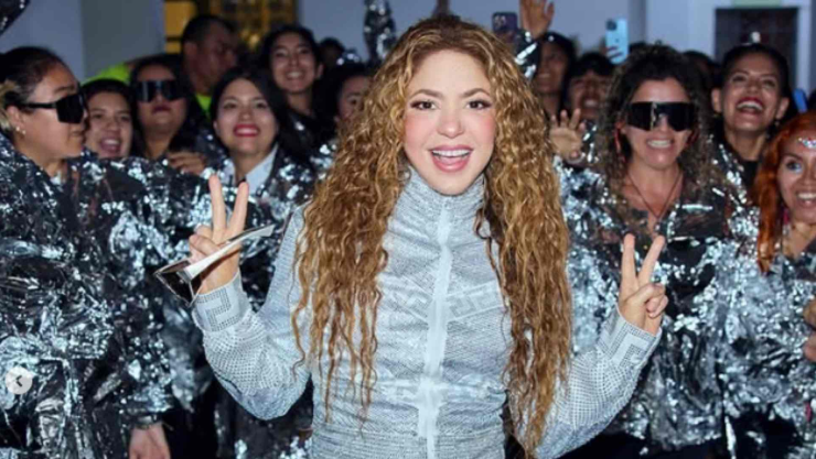 shakira-sube-escenario-hija-ex-causa-polemica.jpg