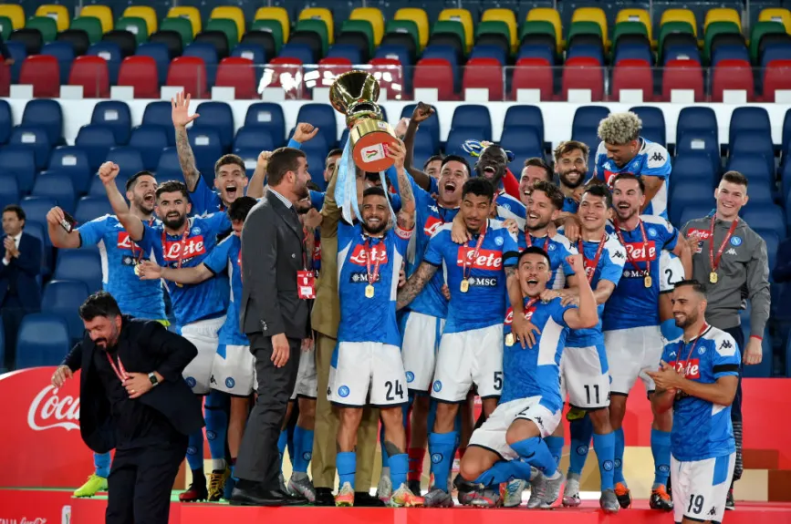¡Las mejores imágenes del campeonato del Napoli frente a la Juventus!