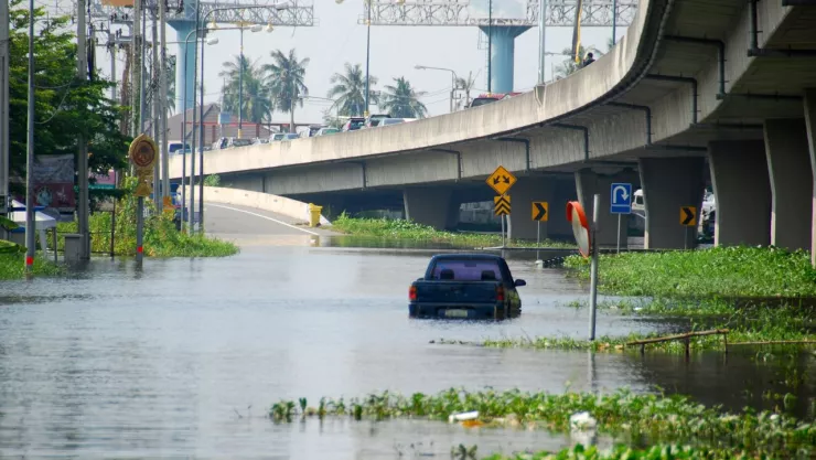 Inundaciones CDMX provocan daños a los motores de los automóviles