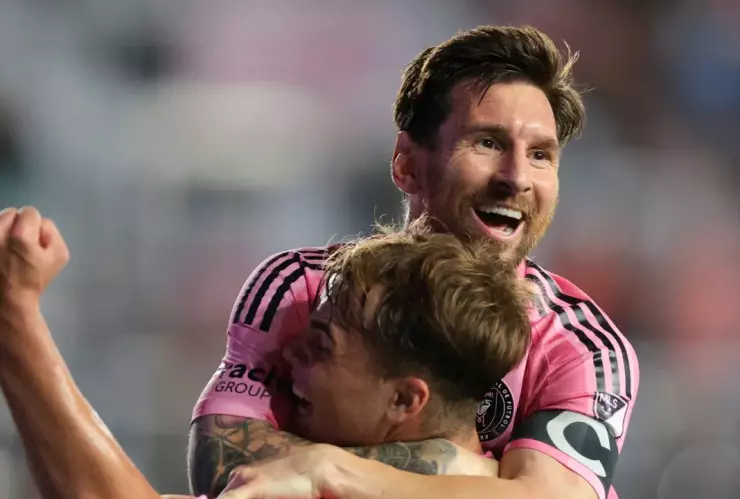 Inter busca compañero para Messi