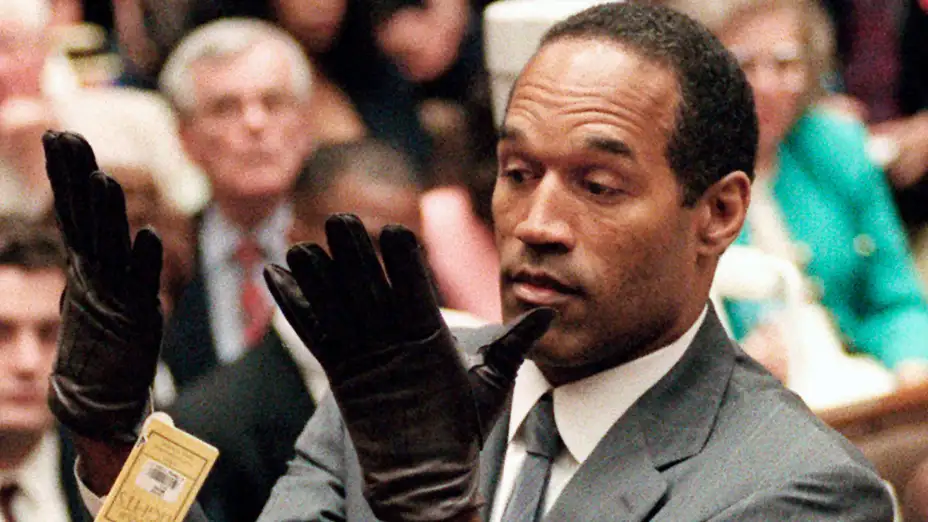 OJ Simpson en su juicio por doble asesinato en 1995.