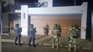 Aseguran casa con armas en Portalegre en Culiacán..jpg
