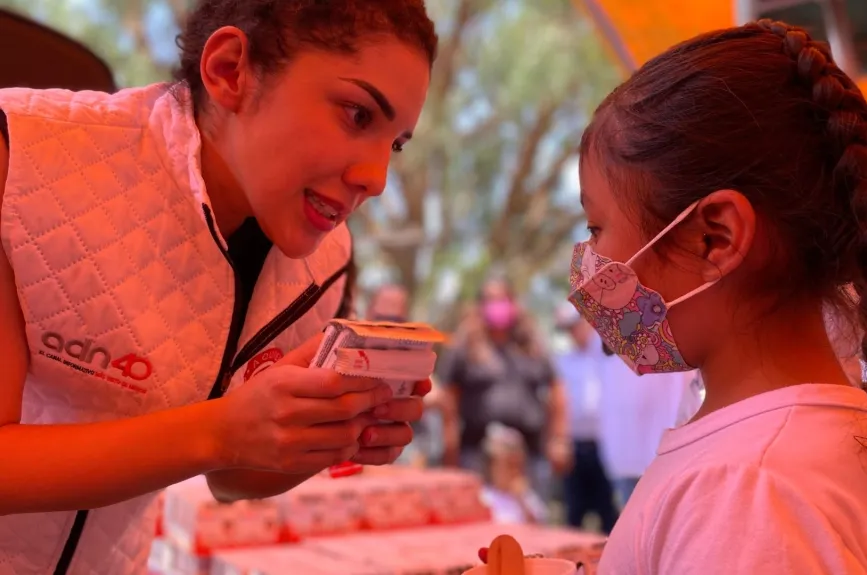 Visitamos a los niños de las ladrilleras de Chalco, Edomex y les llevamos un dulce regalo. ¡Revive los mejores momentos!