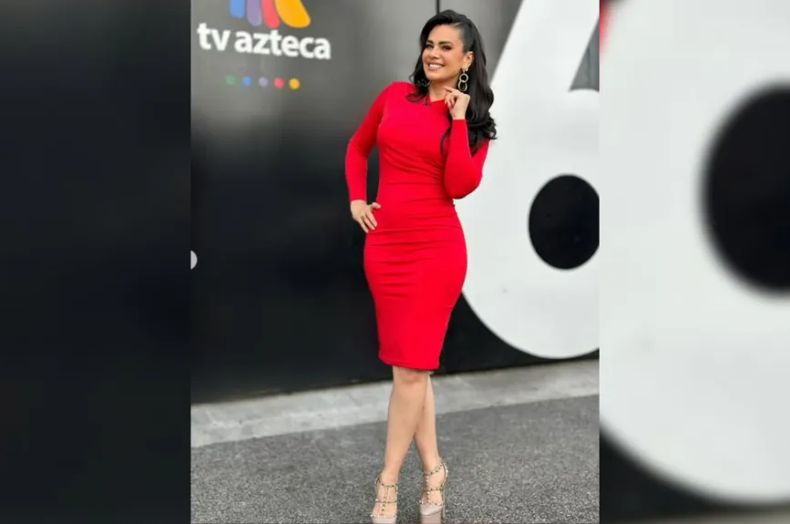 Si te gustan los vestidos estilo midi y manga larga, debes cuidar el tipo de tela y si quieres un toque formal el vestido debe ser en corte recto.