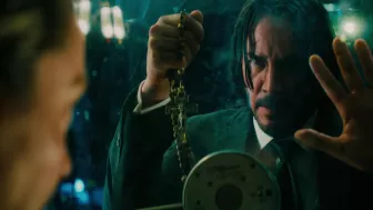 Y no solo eso, sino que Keanu Reeves jamás usa dobles en las escenas complicadas ¡Impactante!