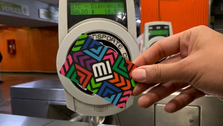 Tarjeta del Metro CDMX tiempo de saldo