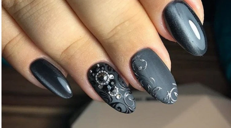 uñas elegantes sencillas