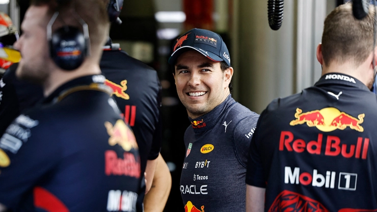 Checo Pérez en el Gran Premio de Azerbaiyán de Fórmula Uno