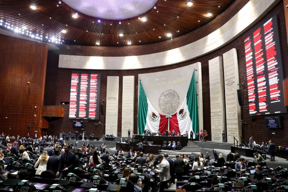 Diputados aprueban la desaparición del CONEVAL.jpg
