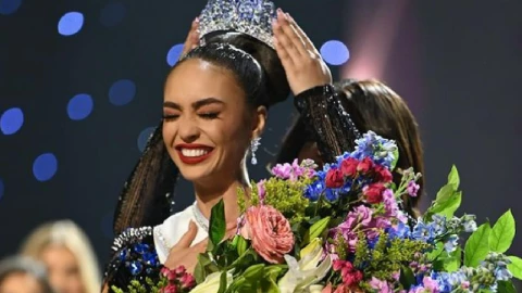Miss Universo confiesa no haberse bañado