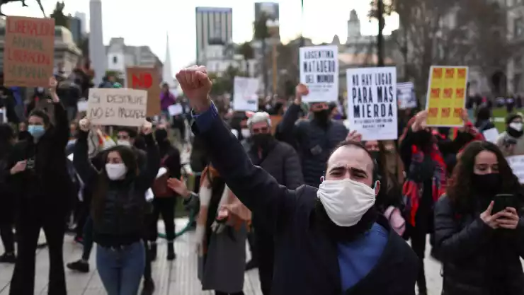 argentina covid-19 restricciones.jpg