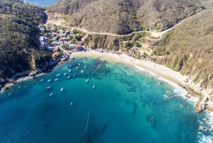 Playa semivirgen de Jalisco Tehuamixtle