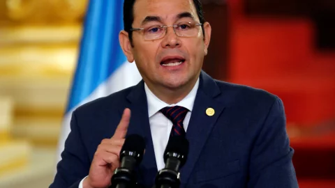 Guatemaltecos protestan contra Jimmy Morales