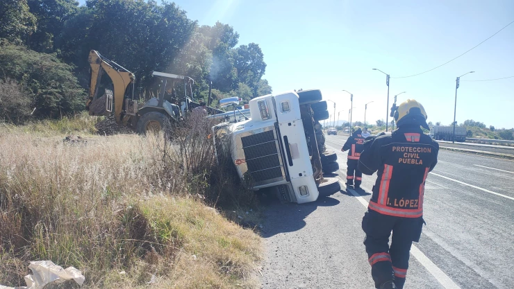 volcadura tráiler periférico ecológico hoy