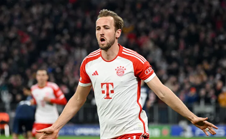 Harry Kane festeja el gol del Bayern Munich