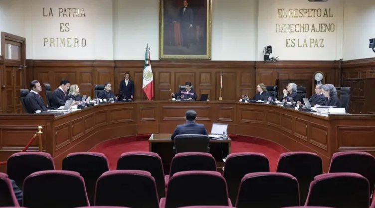SCJN avala bloqueos de la UIF a cuentas bancarias.