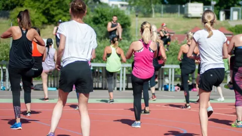 La mejor hora para hacer ejercicio y quemar grasa según la ciencia