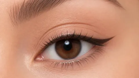 Delineado ascendente o (Soft Wing)