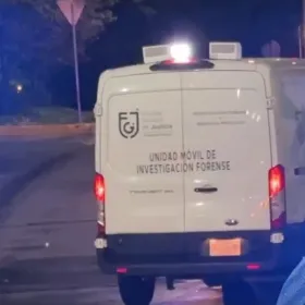 Encuentran el cuerpo de una mujer bajo puente en Río Churubusco.