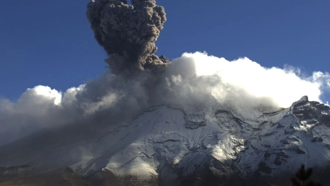 FOTOS-Así-amanecen-el-Nevado-de-Toluca-y-el-volcán-Popocatépetl-tras-frente-frío-11