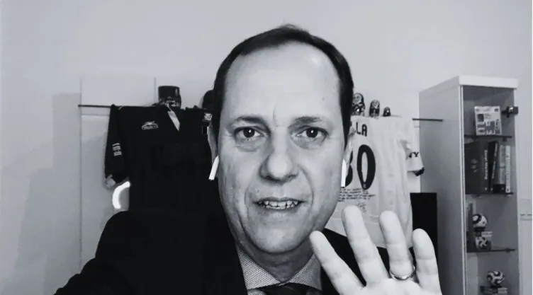 paco-villa-fallecimiento-cruz-azul-narrador-periodista-deportivo-mexicano.jpg