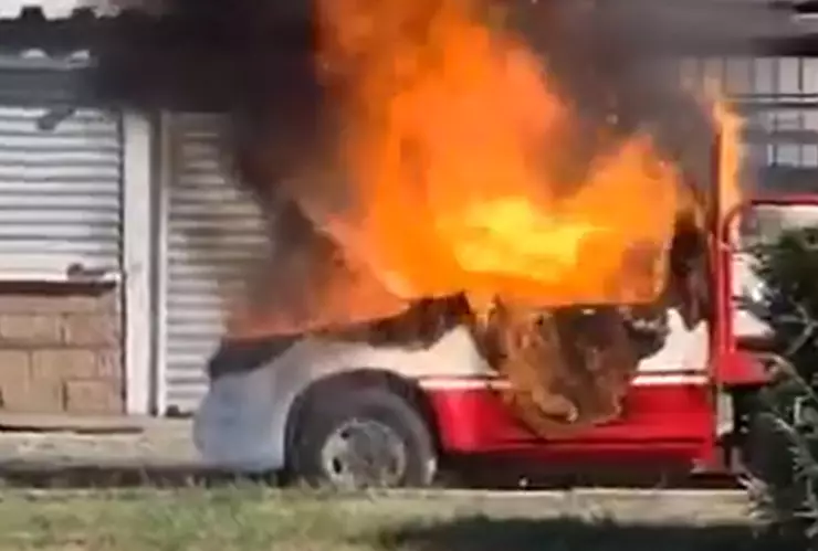 Explosión de camioneta repartidora de gas en Mexicali.jpg