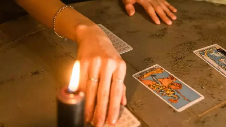 Horóscopos de Nana Calistar HOY jueves 9 de abril: Este SIGNO deberá tener cuidado con las ENVIDIAS