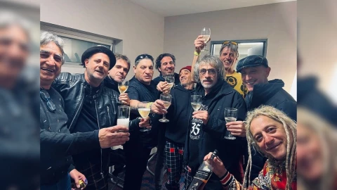 La historia detrás de ‘Los Piratas’ de Los Auténticos Decadentes