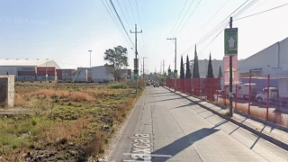 Fuga de gas en fábrica de Cuautlancingo genera evacuación hoy 12 de noviembre de 2025