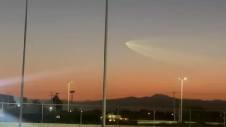 Cohete Falcon 9 SpaceX cruza por el cielo de Torreón | VIDEO