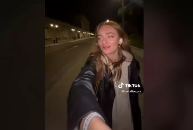 Mujer española finge transmisión en vivo