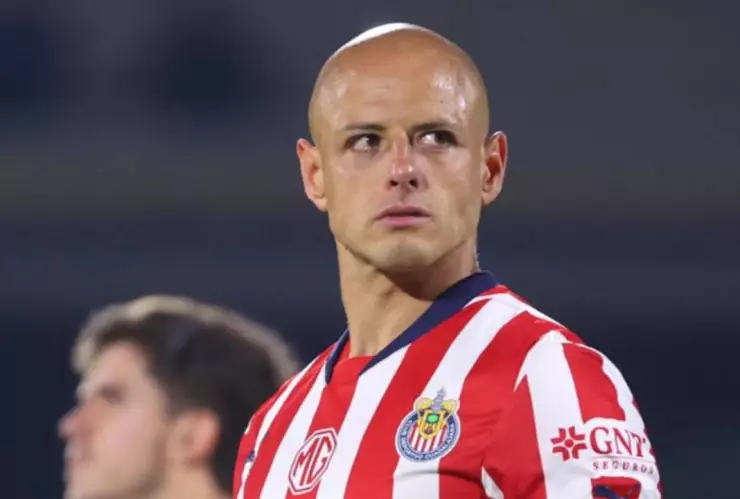 Chicharito Hernandez reaparece en redes sociales.