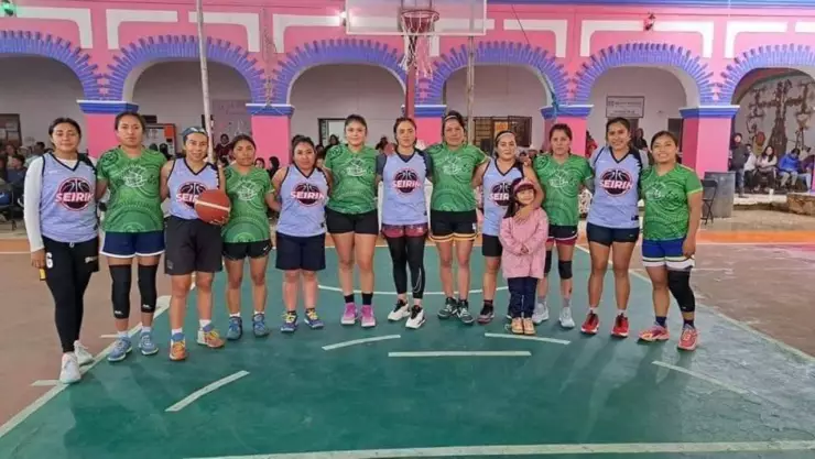 Muere equipo femenil de basquetbol