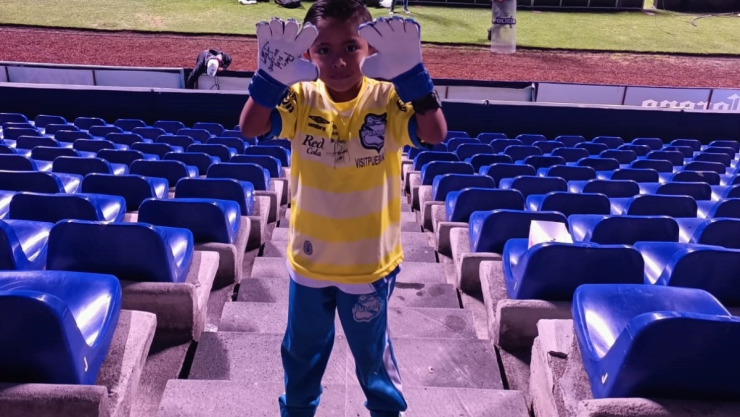 Antony Silva cumple sueño de menor