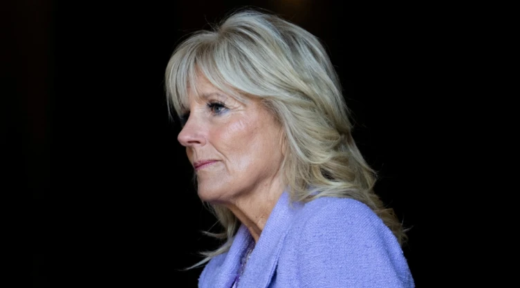 Jill Biden tiene Covid-19