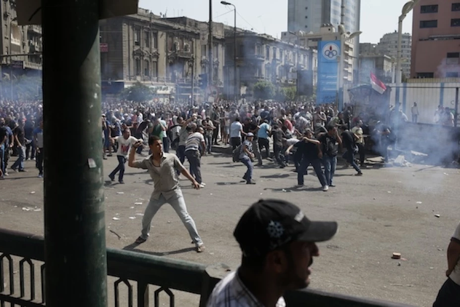 Enfrentamientos dejaron al menos 60 muertos este viernes