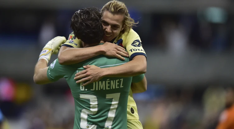 América avanza a cuartos