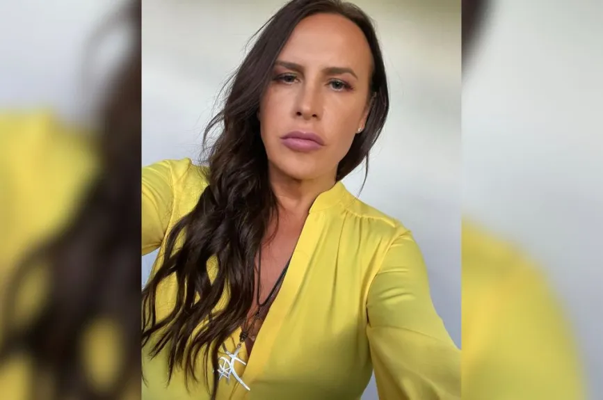 Las postales de la trayectoria de Karla Sofía Gascón