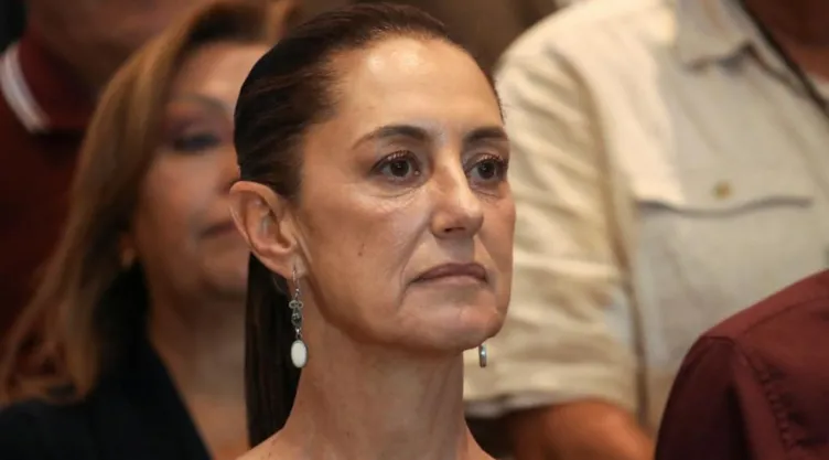 Claudia Sheinbaum se autodenomina como una activista en la lucha a favor de la democracia y justicia