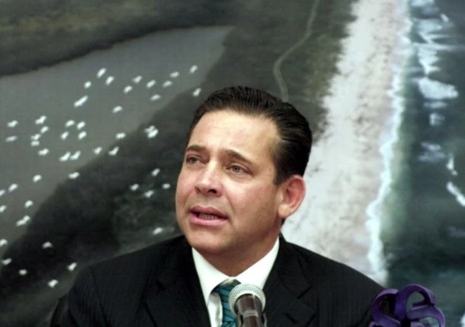 Eugenio Hernández Flores