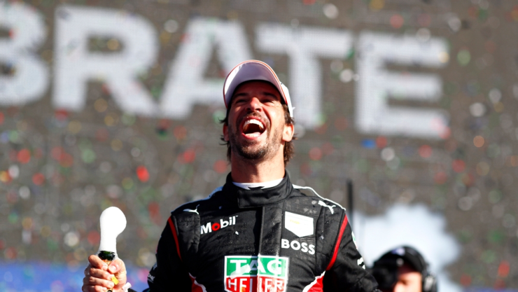 Antonio Felix Da Costa festeja su triunfo en Cape Town.jpg