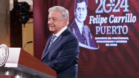 Conferencia de prensa AMLO
