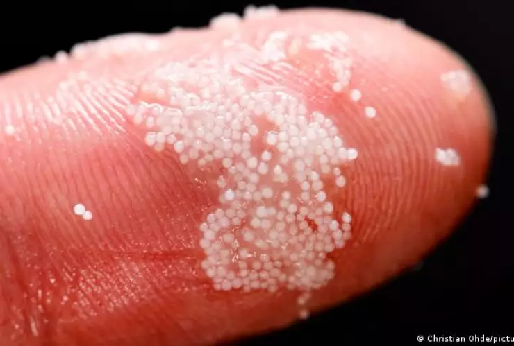 Por primera vez detectan microplásticos en sangre humana