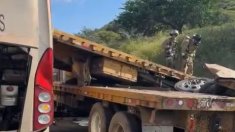 ÚLTIMA HORA Se registra APARATOSO choque múltiple con decenas de lesionados en Ocotlán; hay cierre carretero