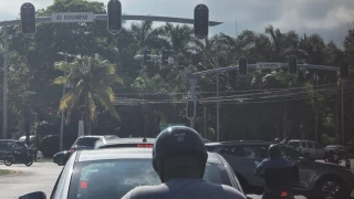 Apagón-afecta-a-más-de-2-millones-de-personas-en-la-Península-de-Yucatán-y-desata-enojo