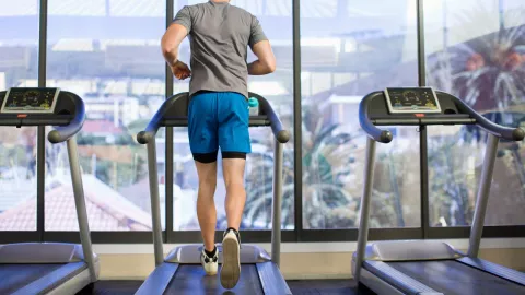 Ni&ntilde;o de 6 a&ntilde;os falleci&oacute; de un paro card&iacute;aco; su padre lo oblig&oacute; a correr y lo acusan por asesinato